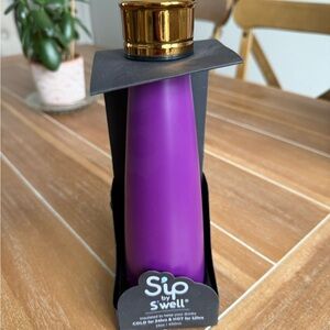 Sip by S'well Vacuum Insulated Stainless Water Bottle 15oz Sugarplum w/Gold Cap
